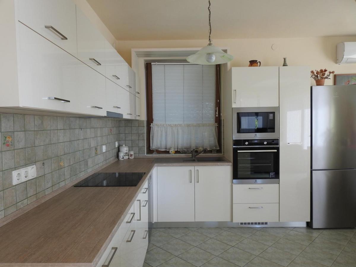 Petra Apartmanház Badacsonytomaj Exteriér fotografie
