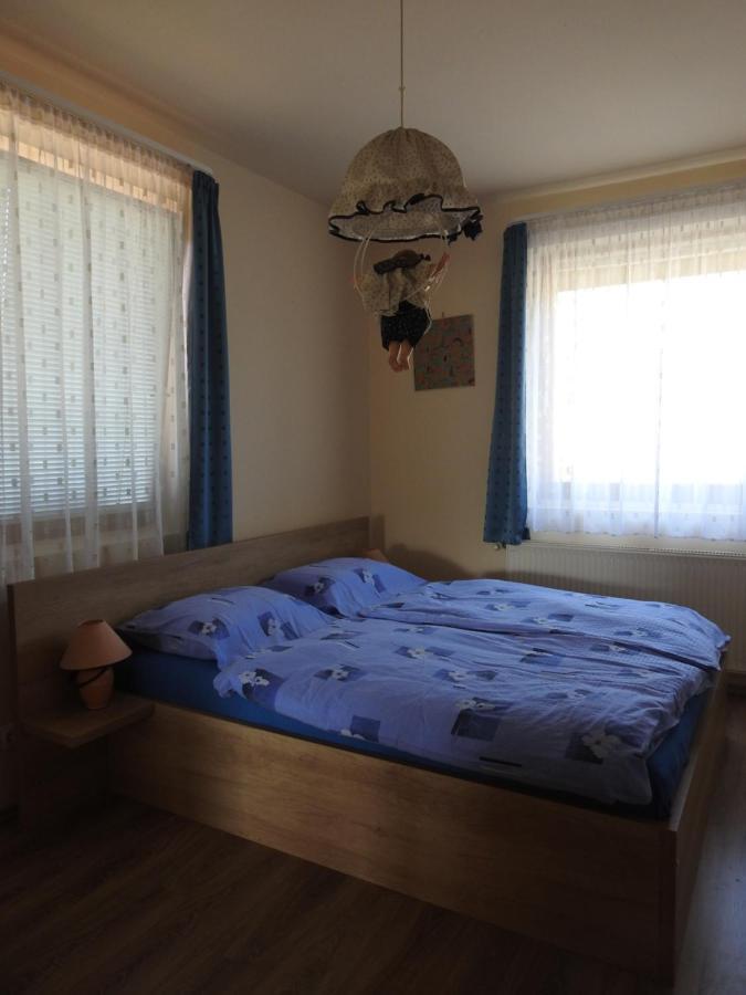 Petra Apartmanház Badacsonytomaj Exteriér fotografie
