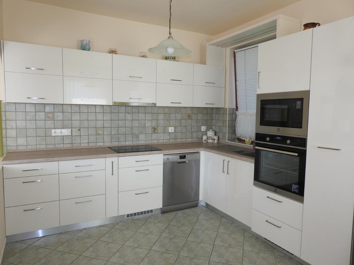 Petra Apartmanház Badacsonytomaj Exteriér fotografie