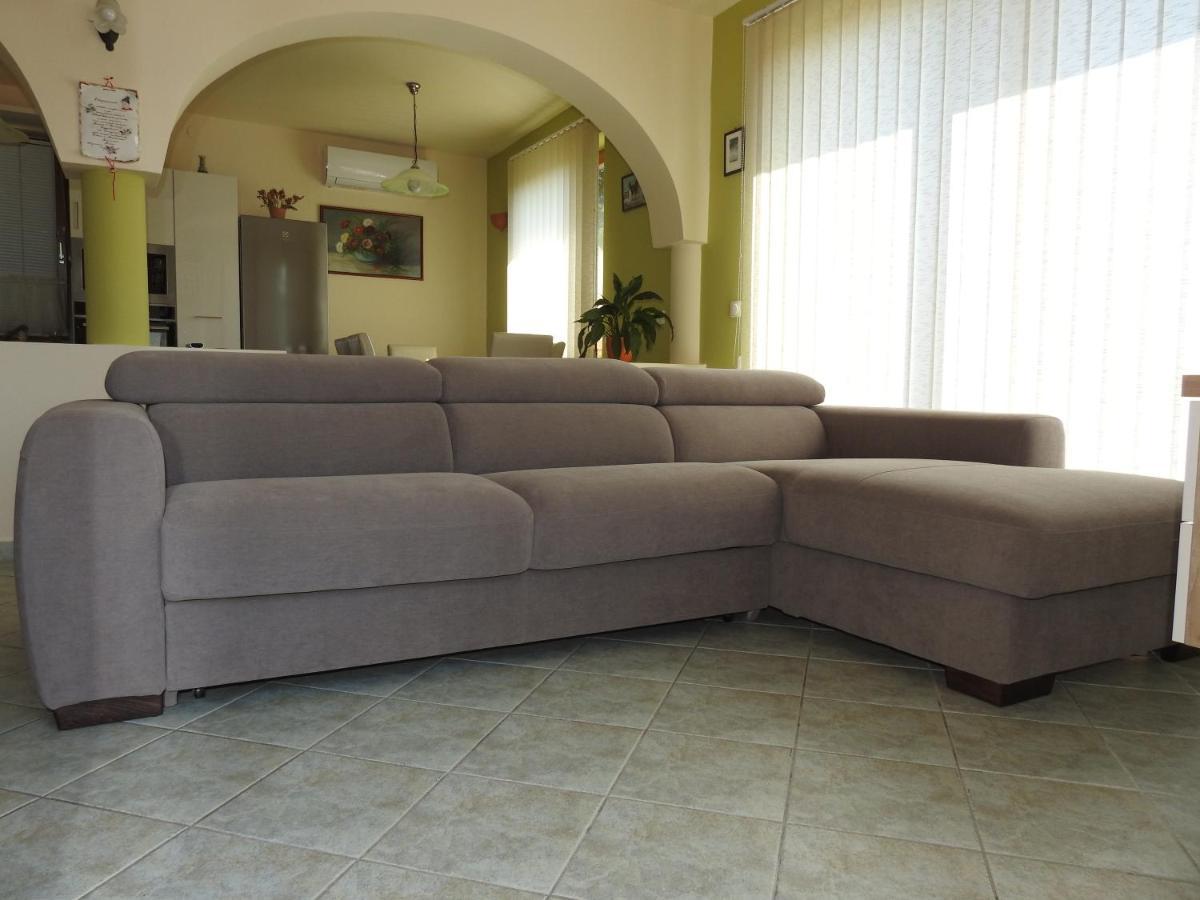 Petra Apartmanház Badacsonytomaj Exteriér fotografie